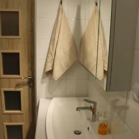 Raz Dwa Trzy Apartament *