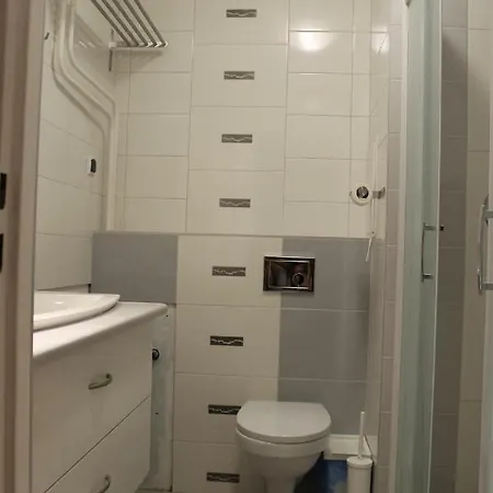 アパート Raz Dwa Trzy ジェシュフ