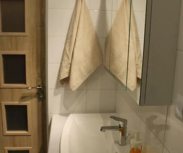 Raz Dwa Trzy 公寓 *