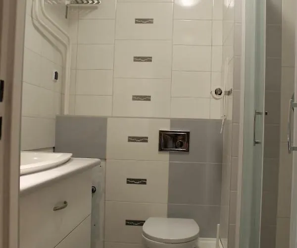 公寓 Raz Dwa Trzy 热舒夫